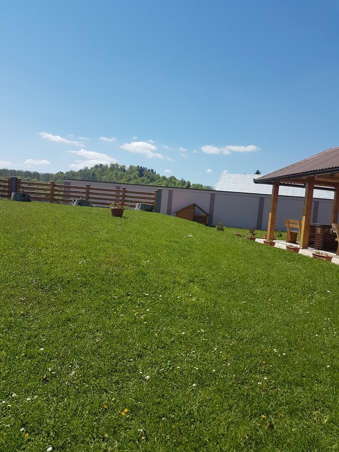 Отель Pansion I Restoran ,, Pogled" Han Pijesak Экстерьер фото